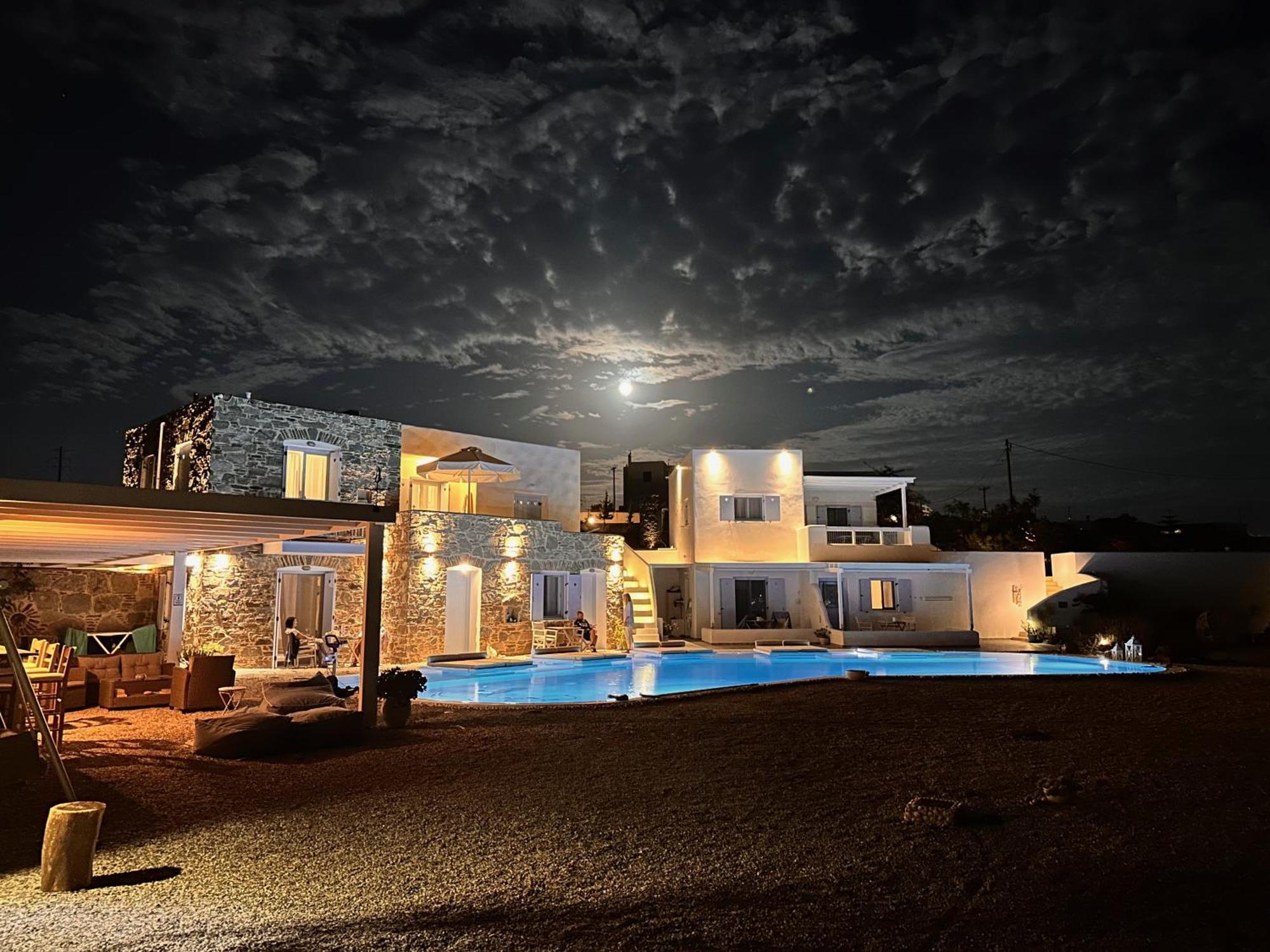 Blu Suites And Studios Adamantas  Zewnętrze zdjęcie